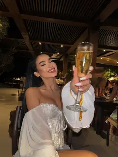 Dobavi escort in Dubai