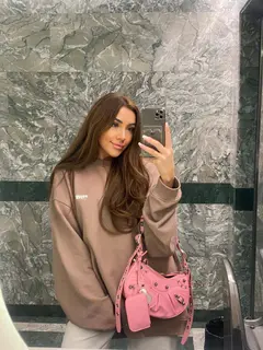 Elianora escort in Dubai