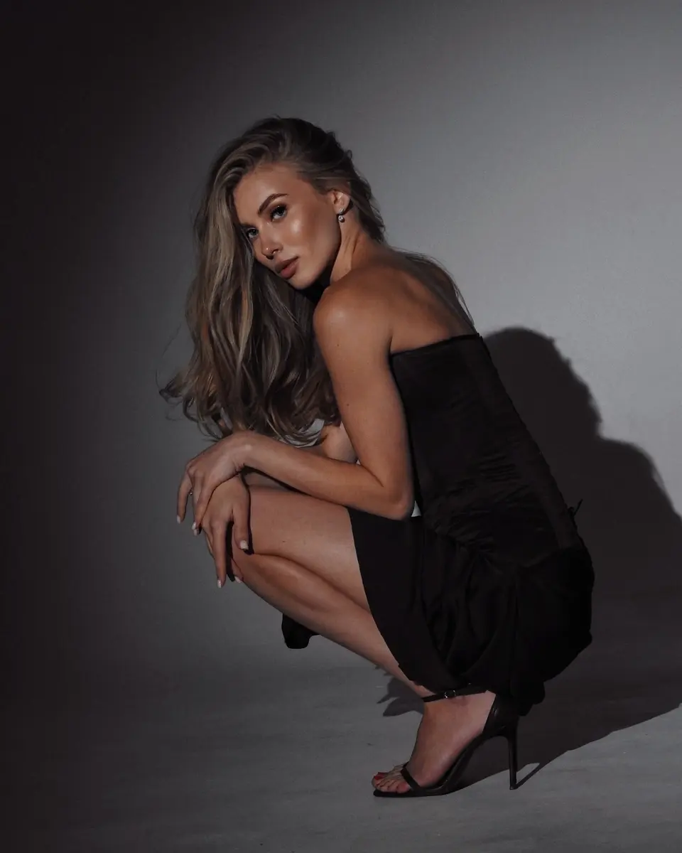 Fina escort in Dubai