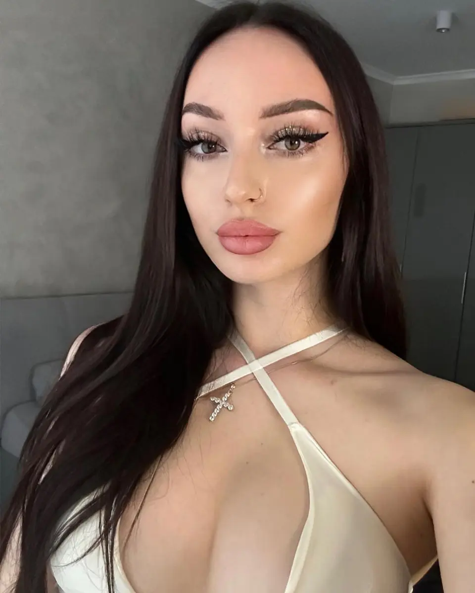 Janine escort in Dubai