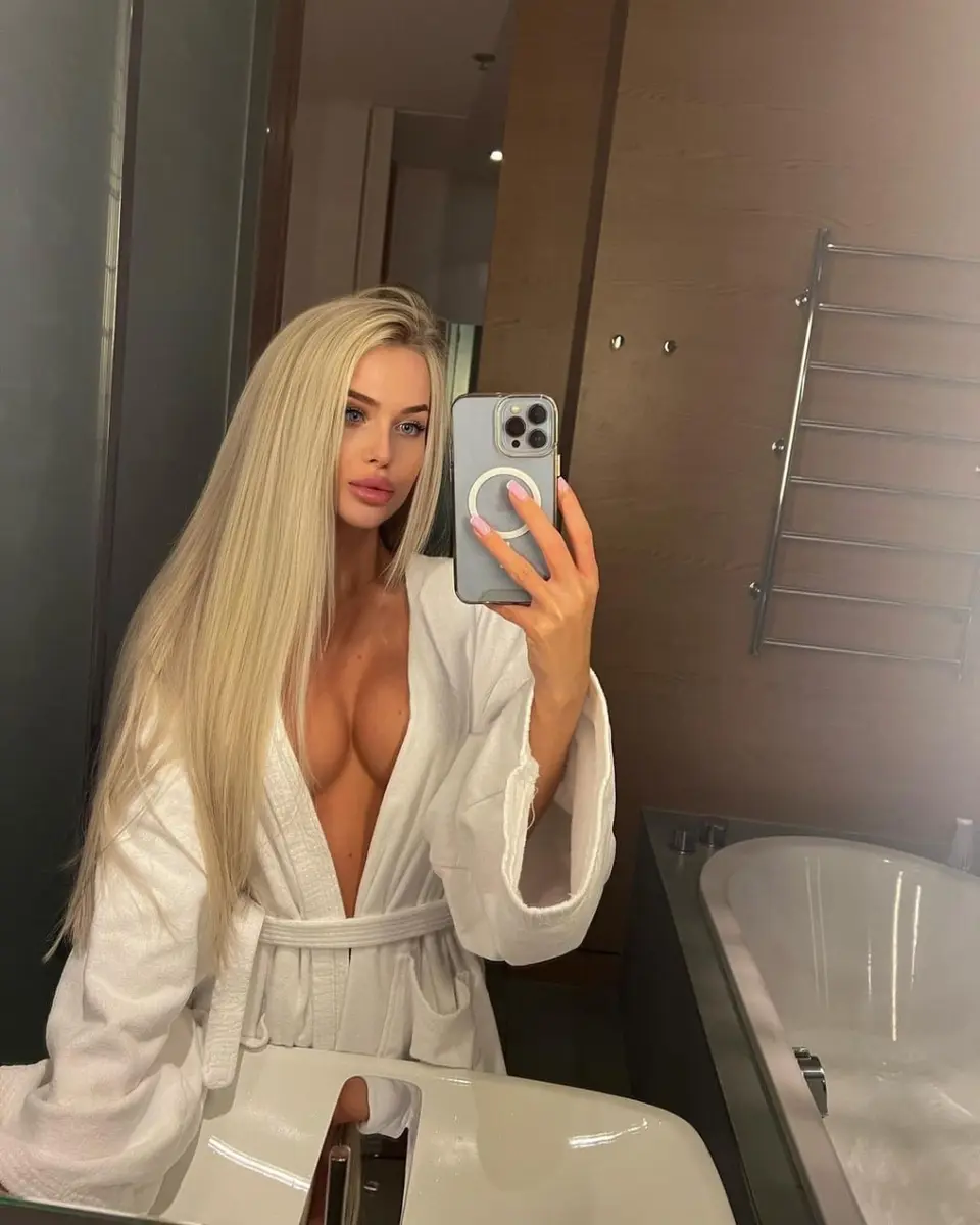 Jasmina escort in Dubai
