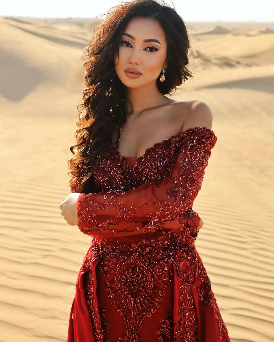 Samira escort in Dubai