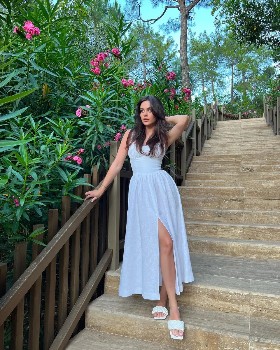 Satii эскорт в городе Дубай