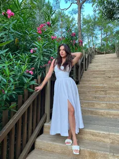 Satii эскорт в городе Дубай