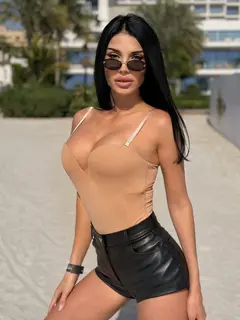 Valeria escort in Dubai