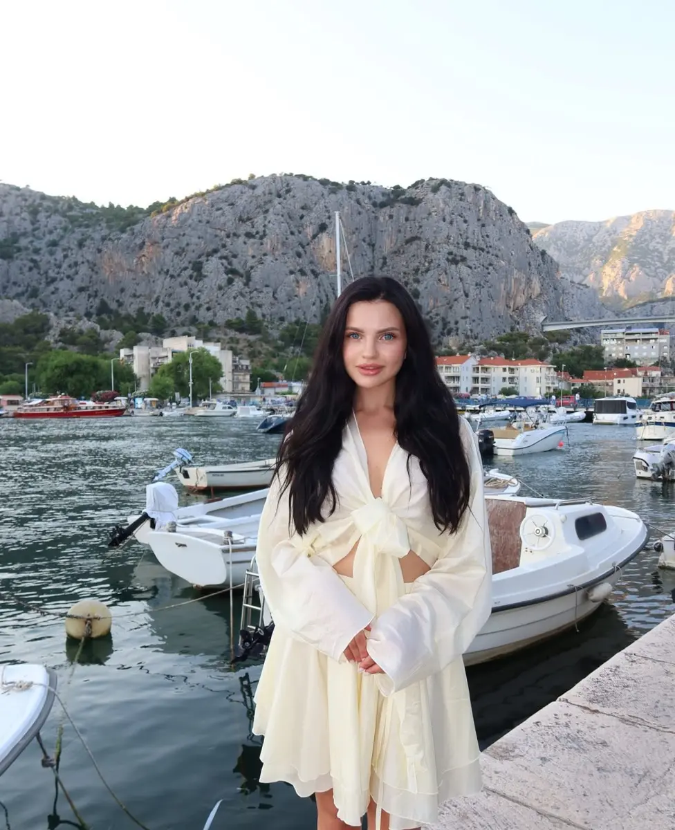 Vladislava escort in Dubai